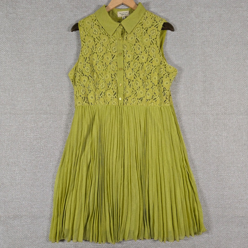 Sleeveless Lace Bodice Pleated Midi Dress in Chartreuse